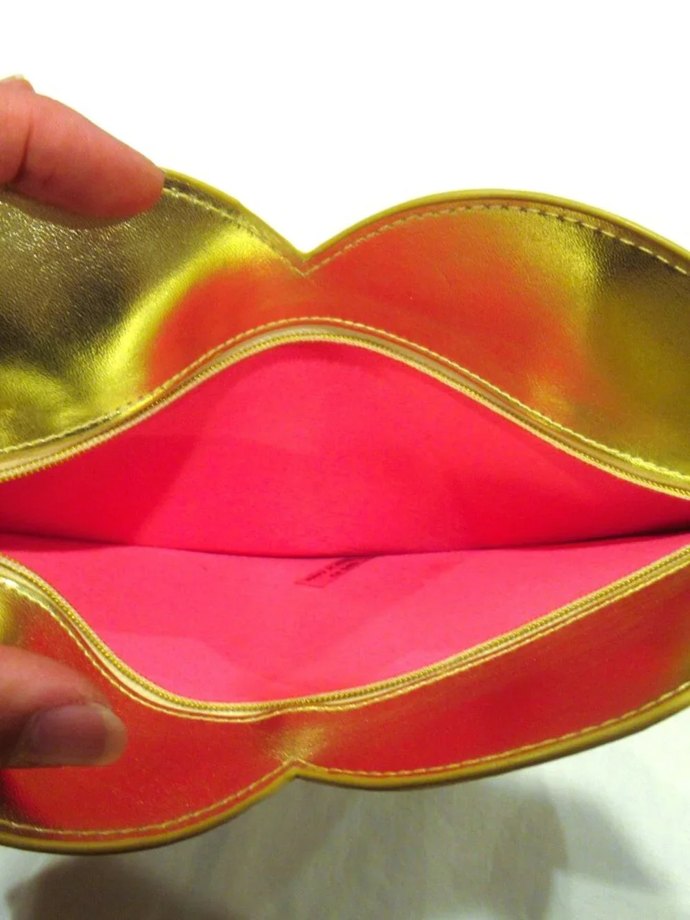 Ban.Do gold heart-shaped wristlet, pink interior